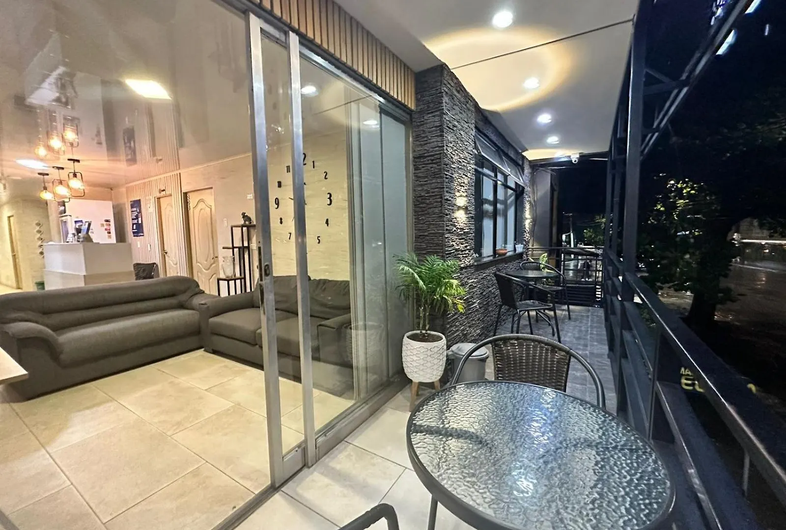Hotel Nakama Medellin