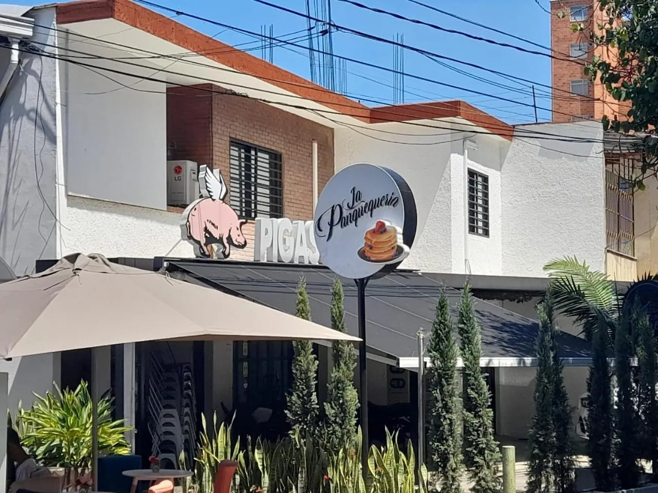 Hotel Nakama Medellin