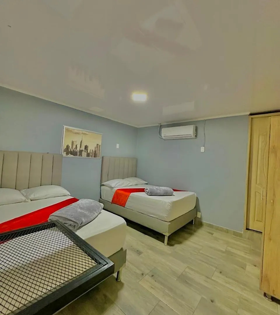 Hotel Nakama Medellin 3*,  Colombia