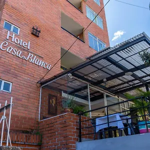 Hotel Ayenda Casa Blanca Laureles